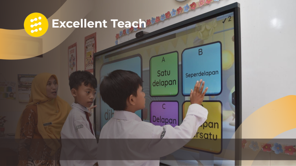Guru mendampingi siswa menggunakan layar digital interaktif dalam pembelajaran di kelas.