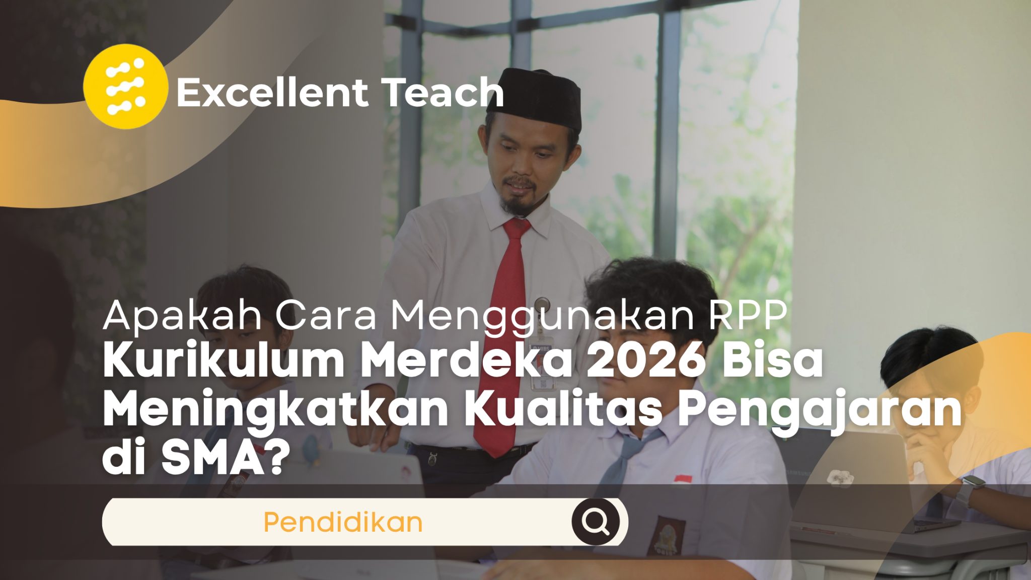 Guru SMA mendampingi siswa dalam kegiatan pembelajaran menggunakan perangkat digital di kelas.